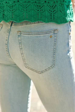 LA PETITE ÉTOILE Pantalons & Jeans|Jeans Maude B Bleach