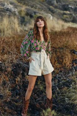 LA PETITE ÉTOILE Jupes & Shorts|Short Viggo Blanc