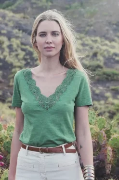LA PETITE ÉTOILE Tops|T-Shirt Talsmo Kaki
