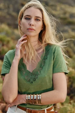 LA PETITE ÉTOILE Tops|T-Shirt Talsmo Kaki